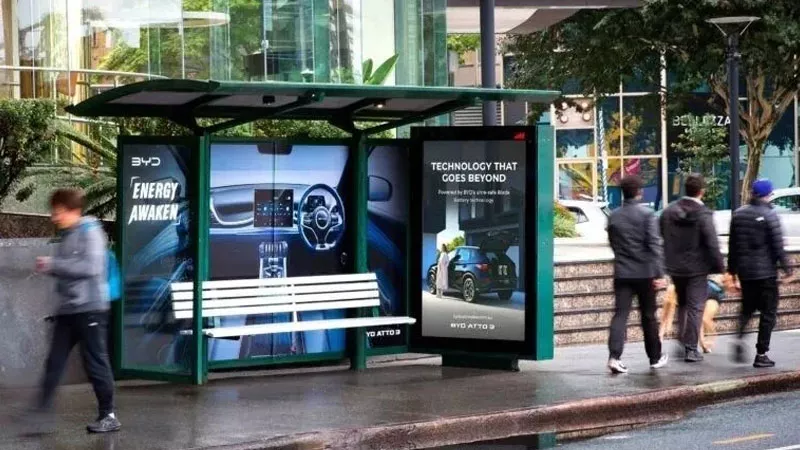 How Transit Media Reaches the Unreachable Commuter